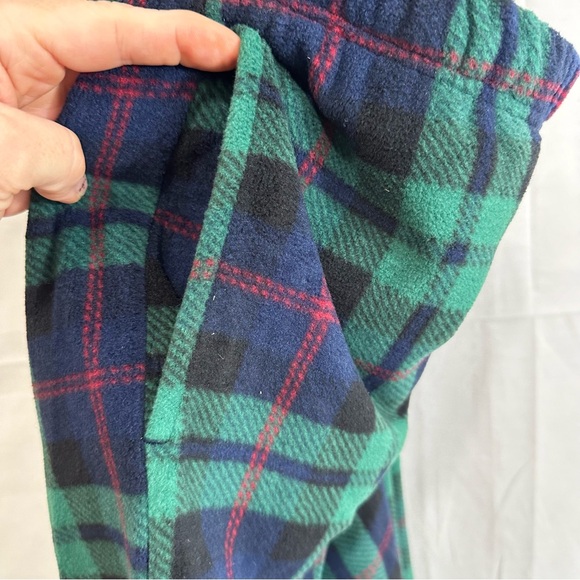 Old Navy Unisex 2 Piece Holiday Matching Pajama Set in Plaid XXL - Picture 6 of 7